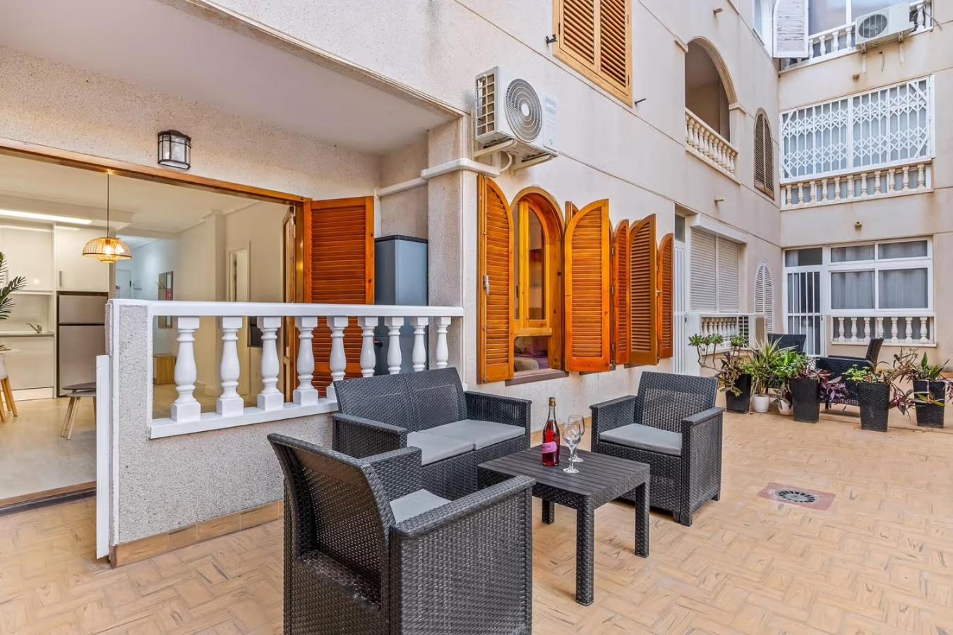 Apartamento Estefany A 100 M De Playa Torrevieja Exterior photo