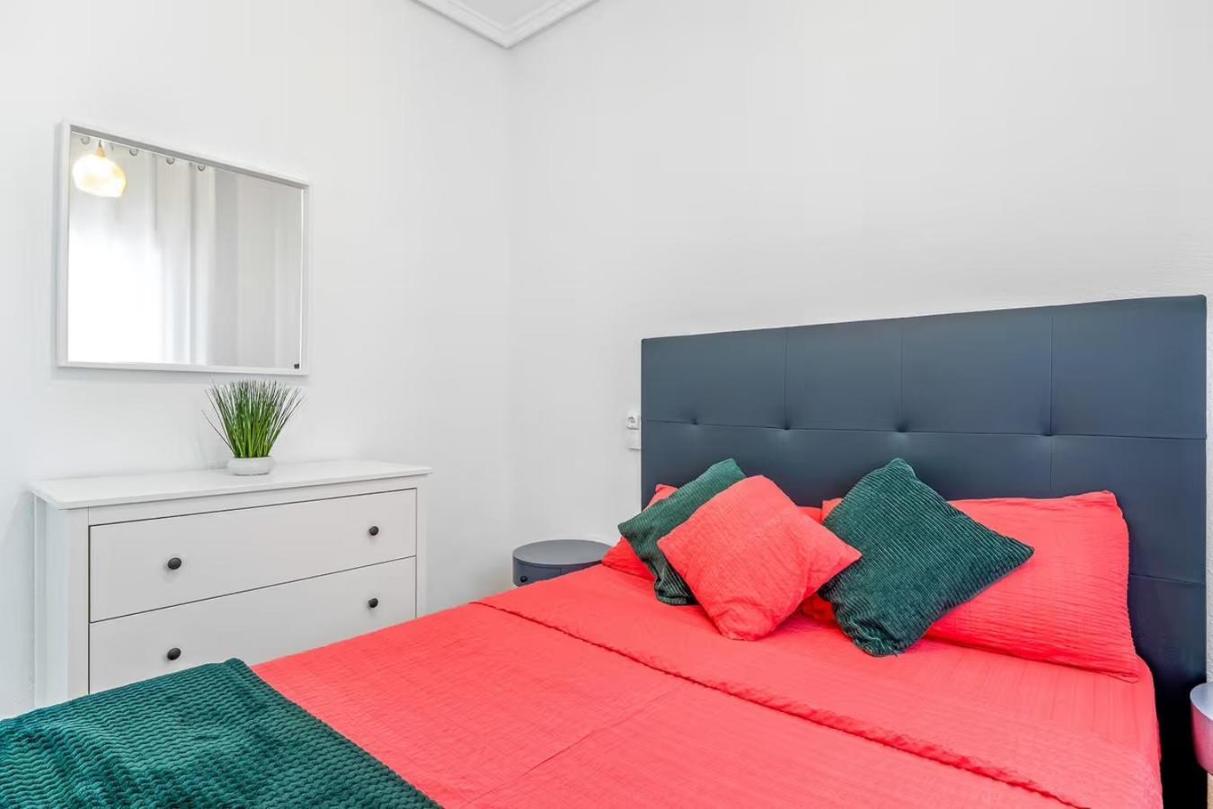 Apartamento Estefany A 100 M De Playa Torrevieja Exterior photo