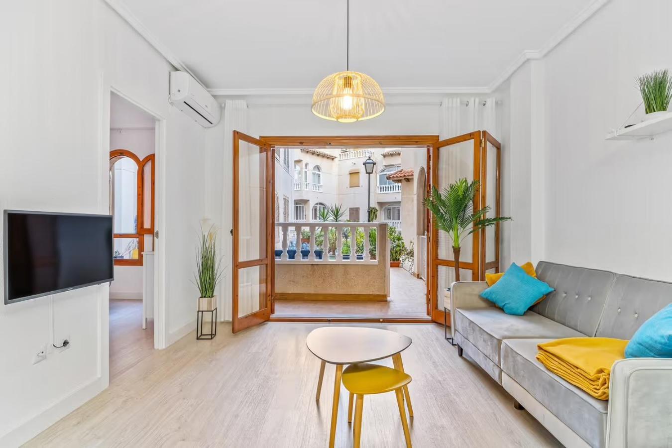 Apartamento Estefany A 100 M De Playa Torrevieja Exterior photo